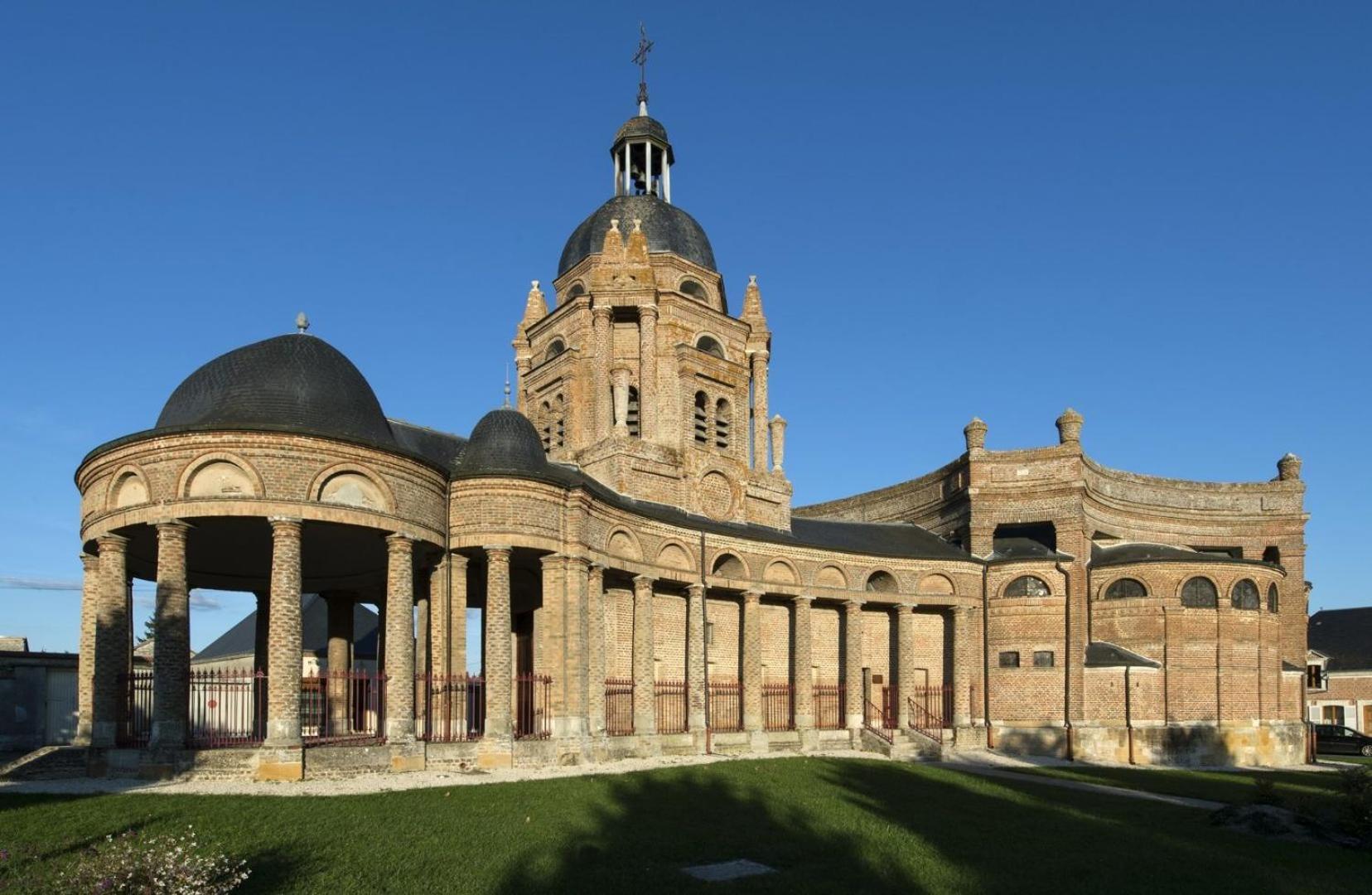 Budget Appart Avec Parking Au Centre-Ville Charleville-Mezieres Exterior photo